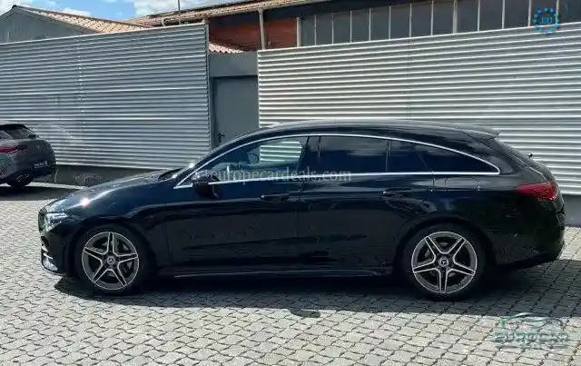 Mercedes-Benz CLA 220