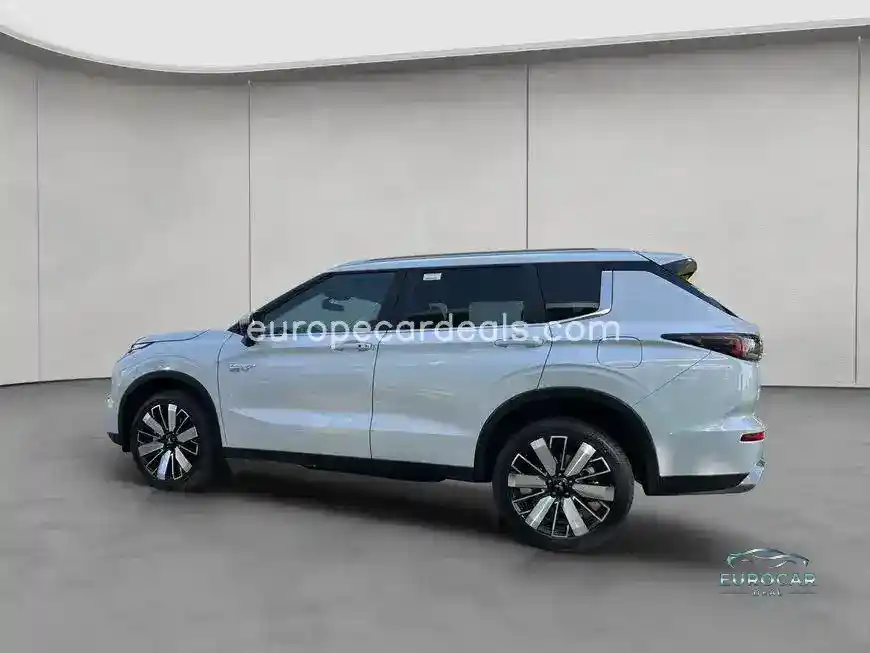 Mitsubishi Plug-in Hybrid Outlander