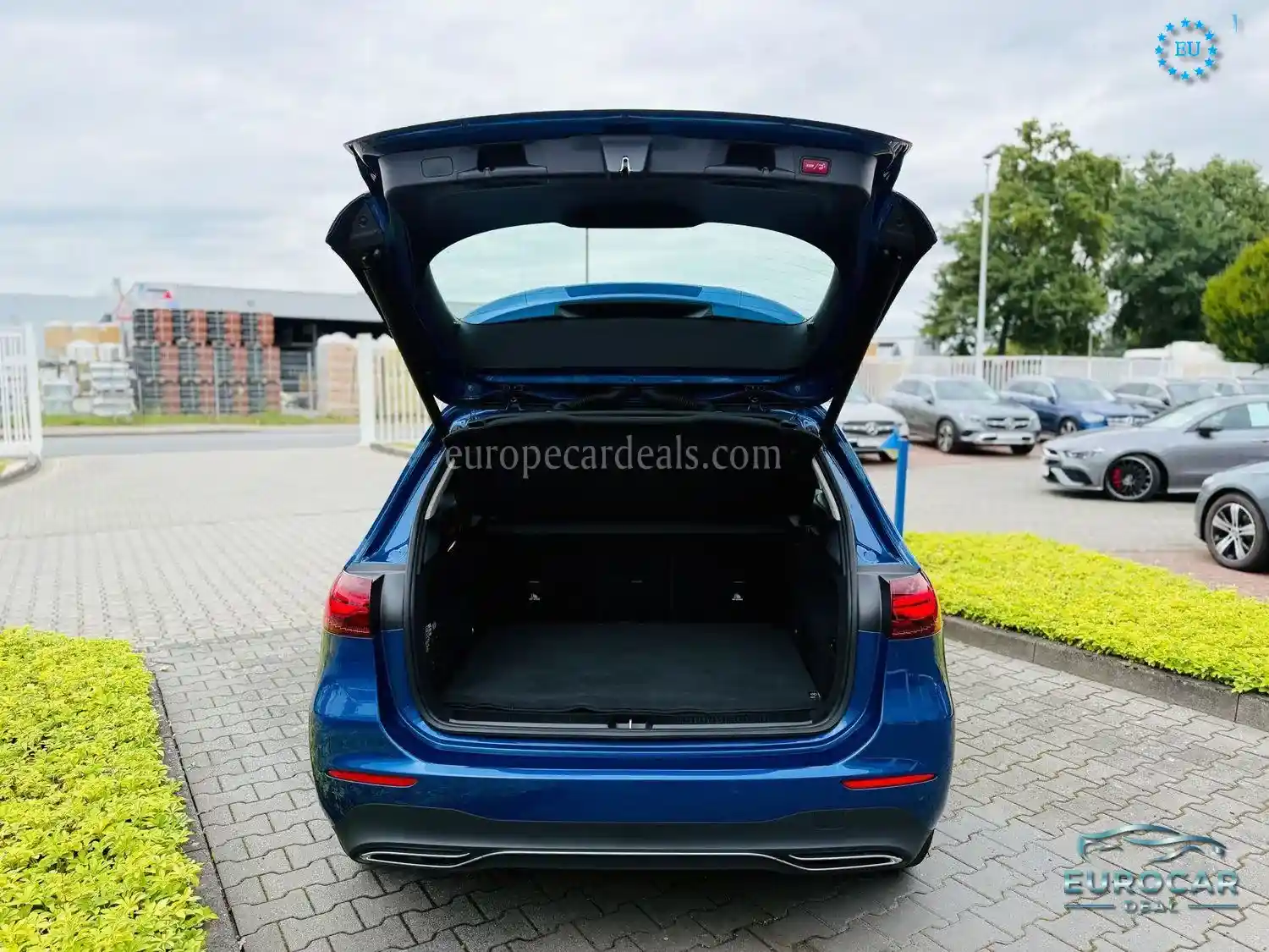 Mercedes-Benz B 200