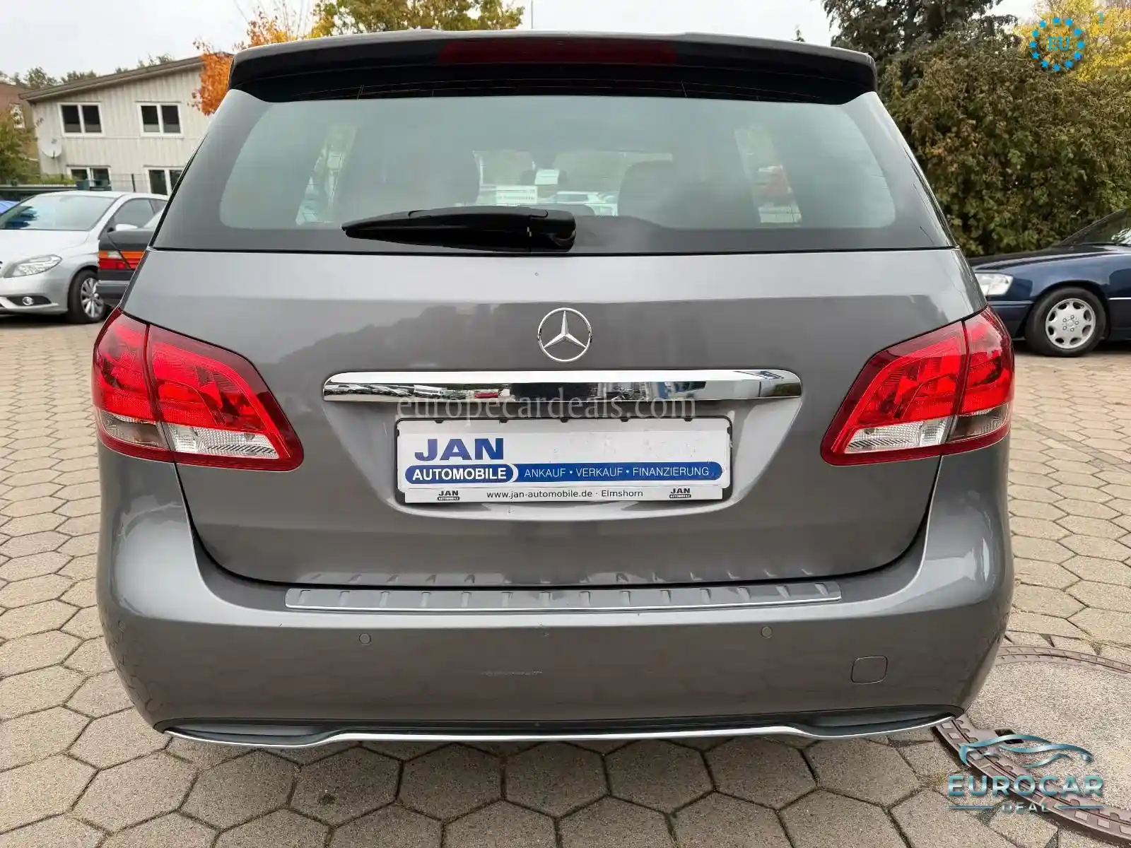 Mercedes-Benz B 200