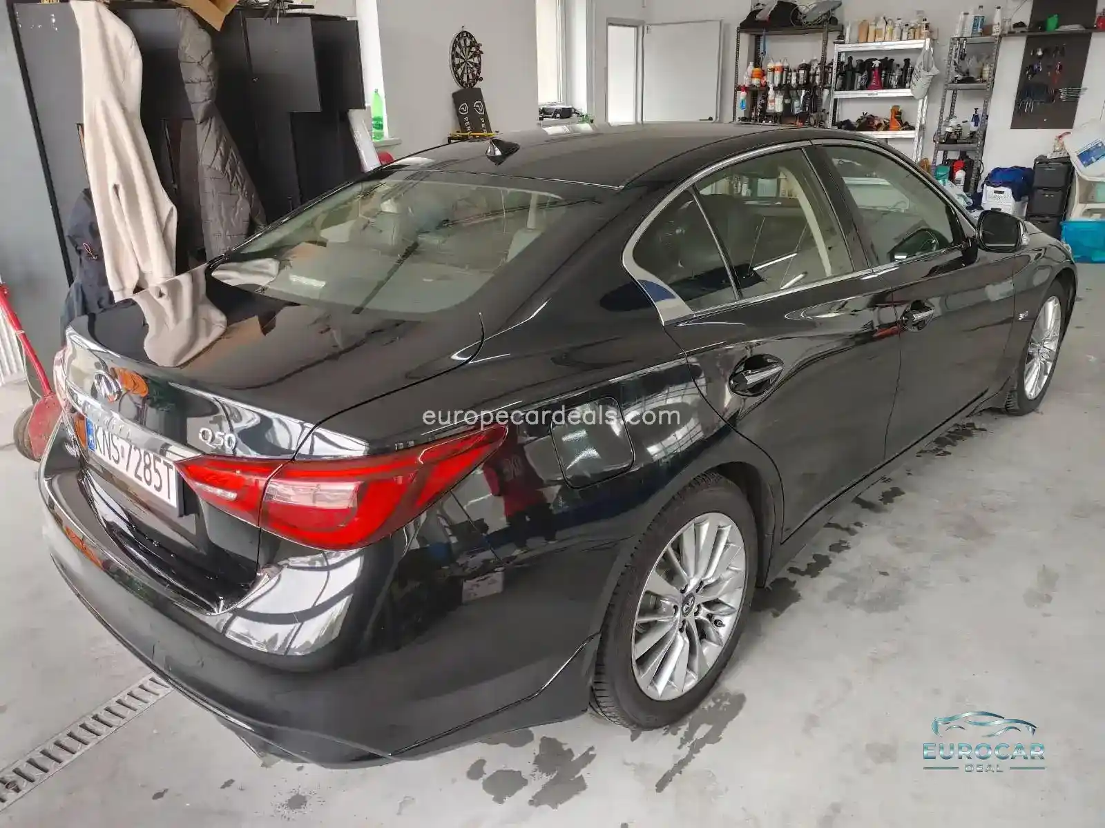 Infiniti Q50