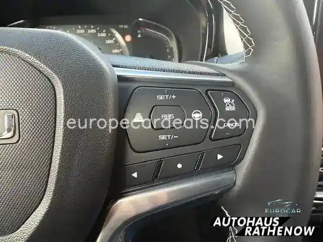 Space Cab 4X4 Allrad LSE Autom.MY2025 Lede