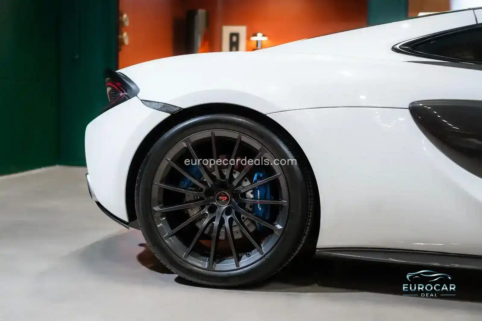 McLaren 570GT