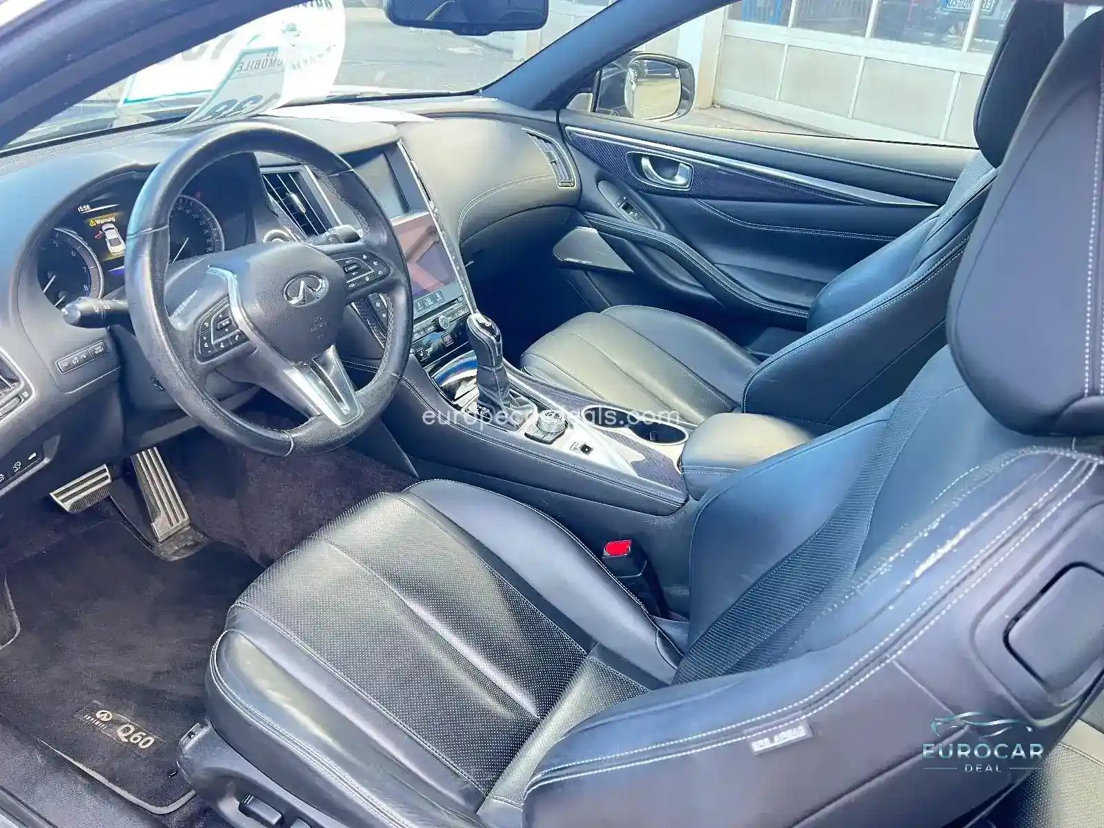 Infiniti Q60