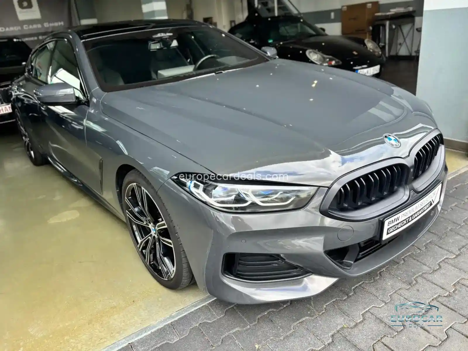 BMW 840