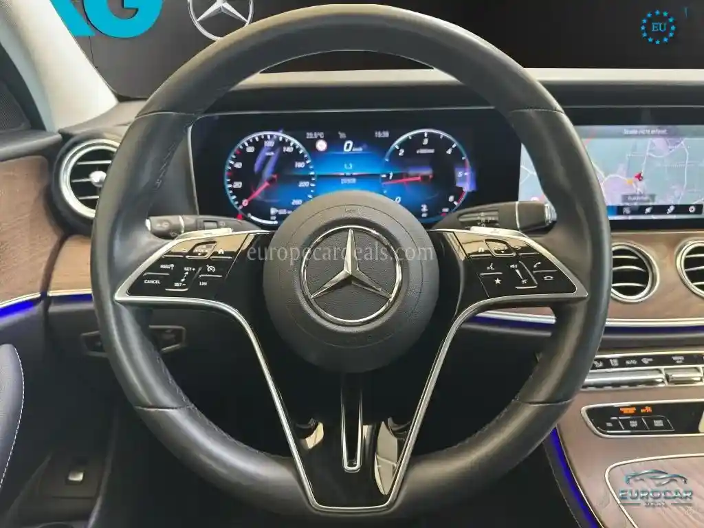 Mercedes-Benz E 200