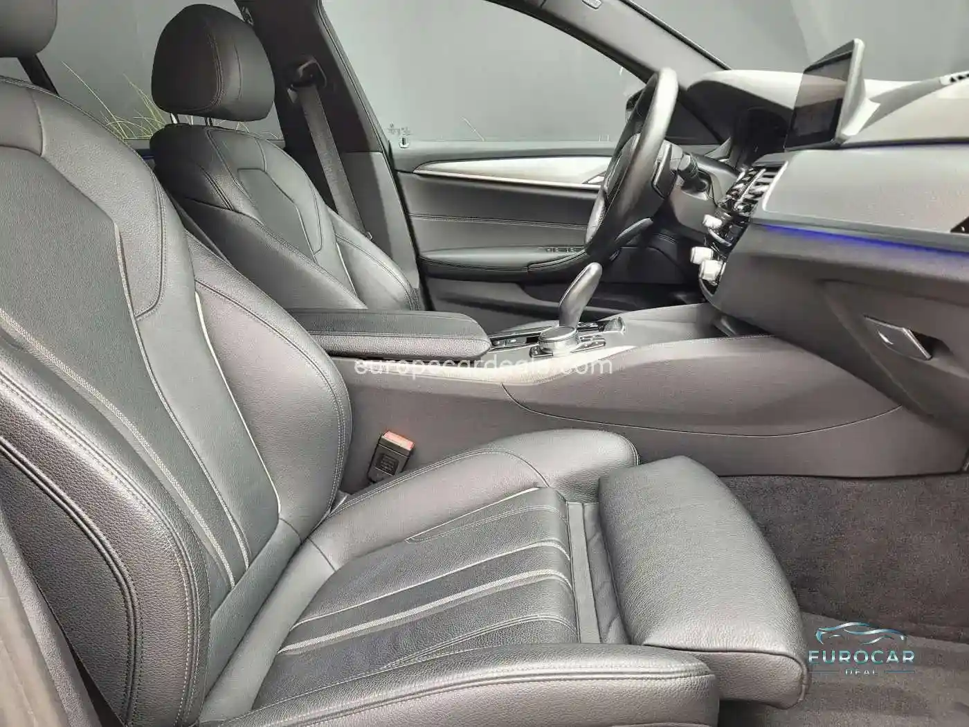 BMW 518