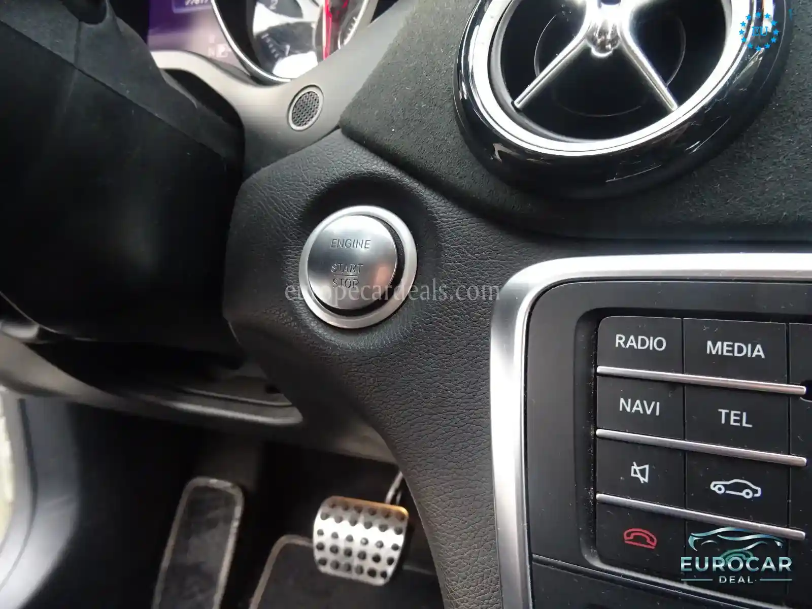 Mercedes-Benz A 220