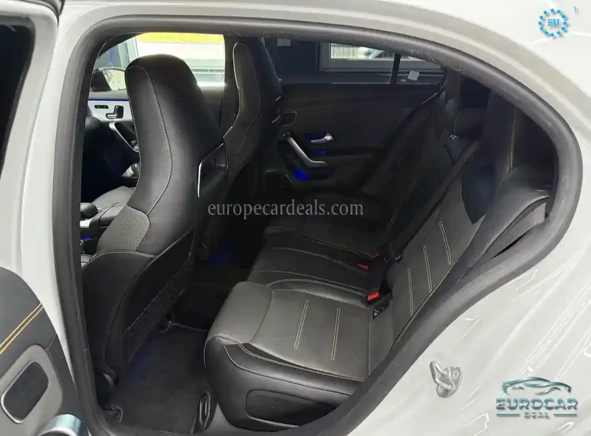 Mercedes-Benz A 45 AMG