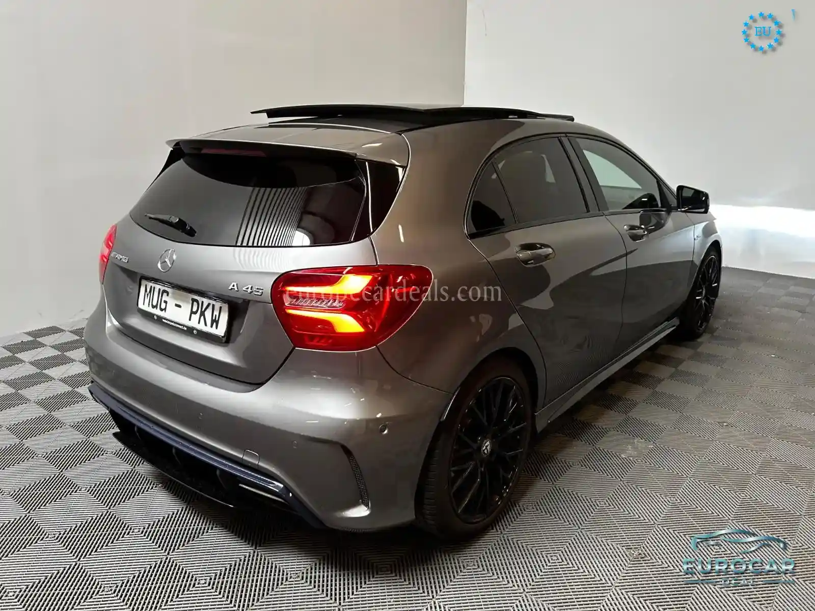 Mercedes-Benz A 45 AMG