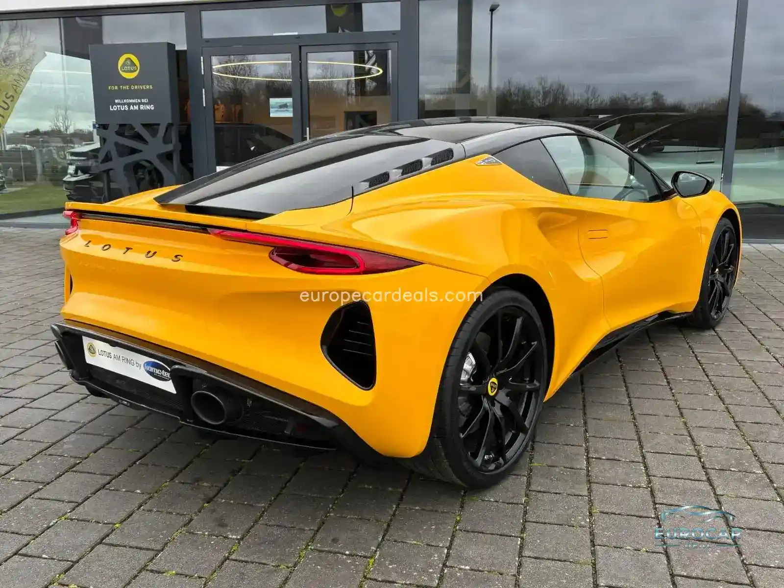 Lotus Emira