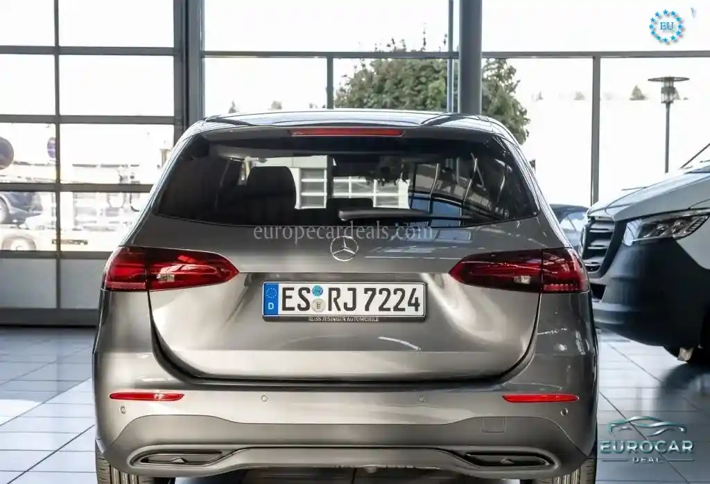 Mercedes-Benz B 220