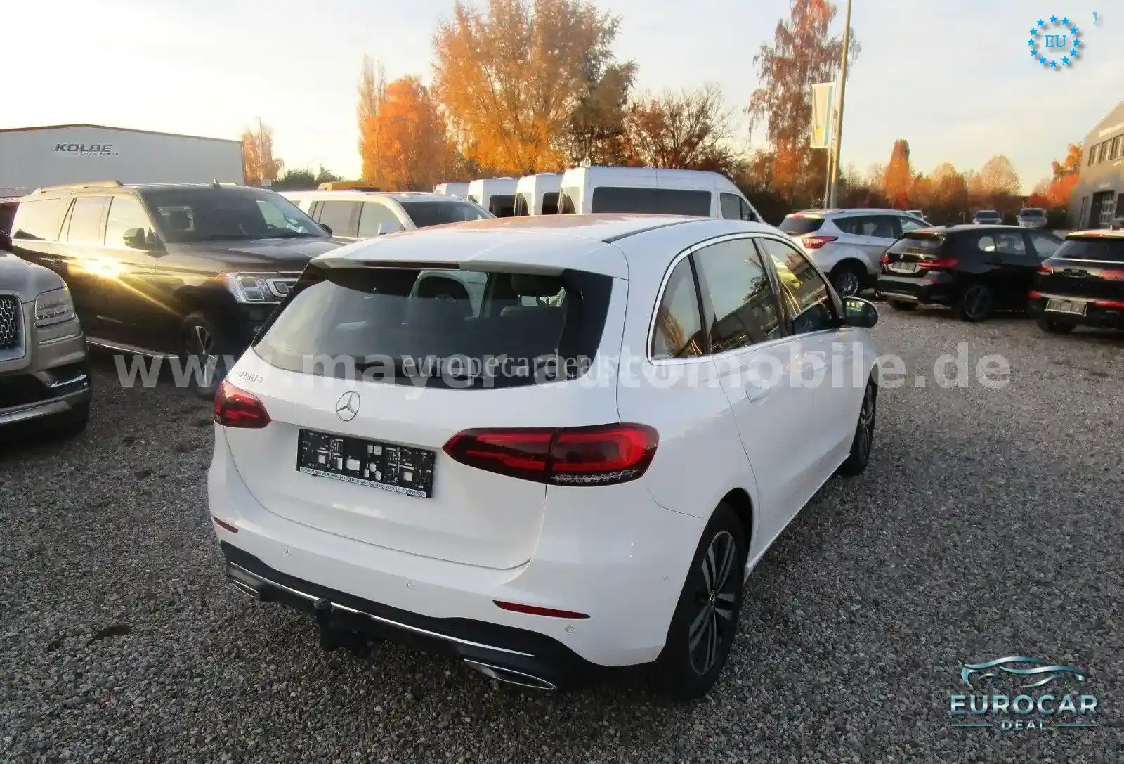 Mercedes-Benz B 180