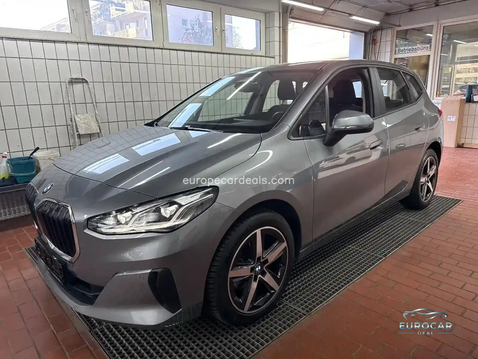 BMW 218