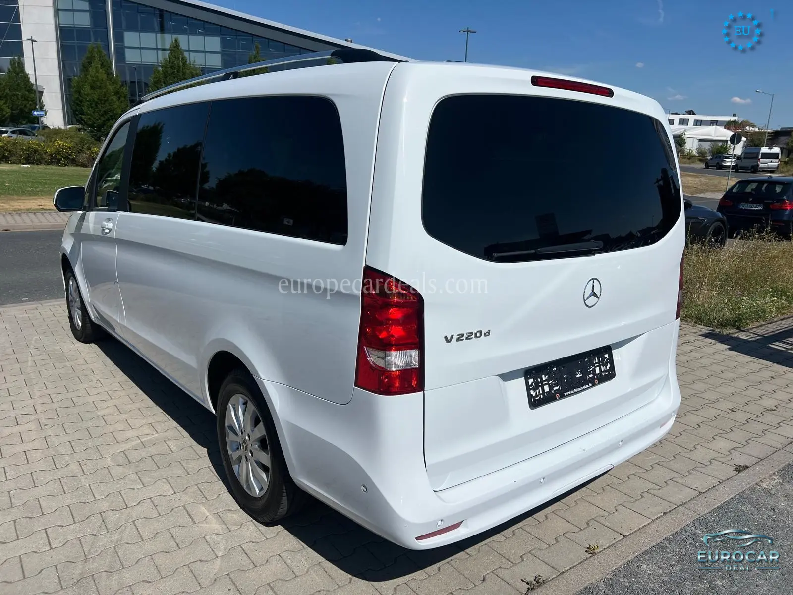 Mercedes-Benz V 220
