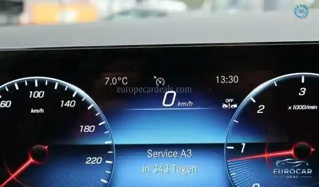Mercedes-Benz B 220