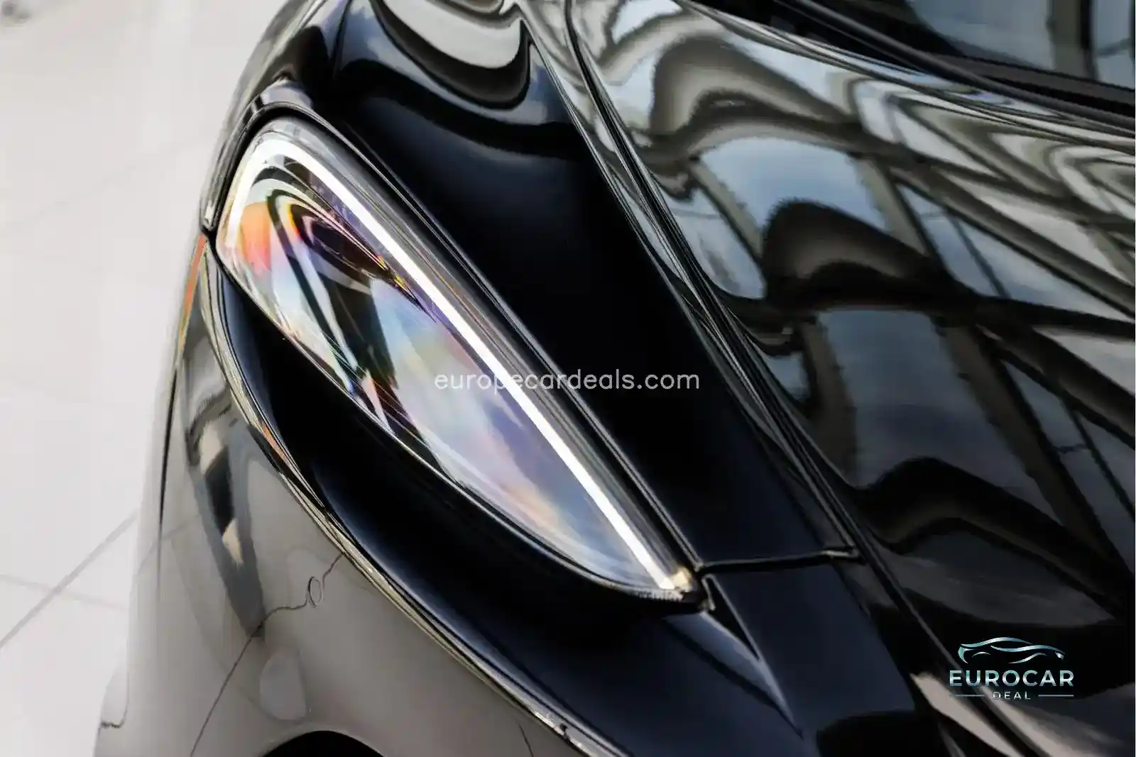 McLaren GT