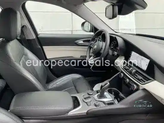 Alfa Romeo Giulia