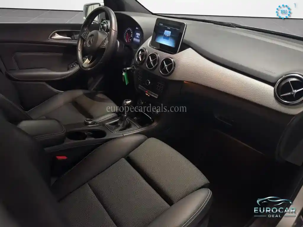 Mercedes-Benz B 200