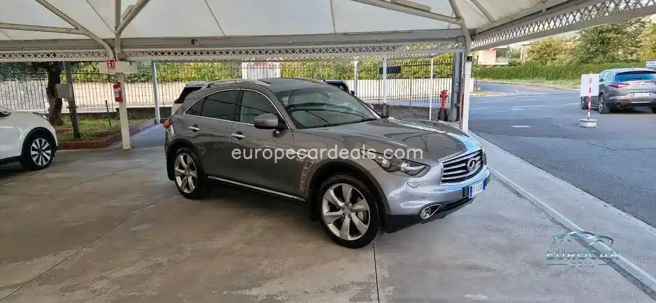 Infiniti QX70