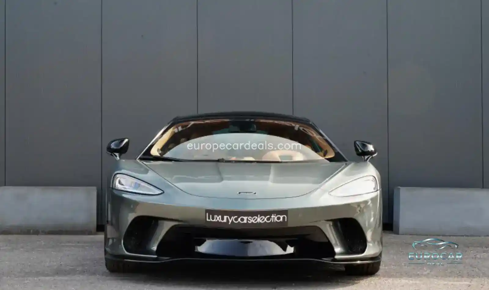 McLaren GT