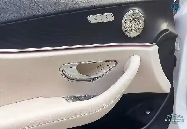 Mercedes-Benz E 400