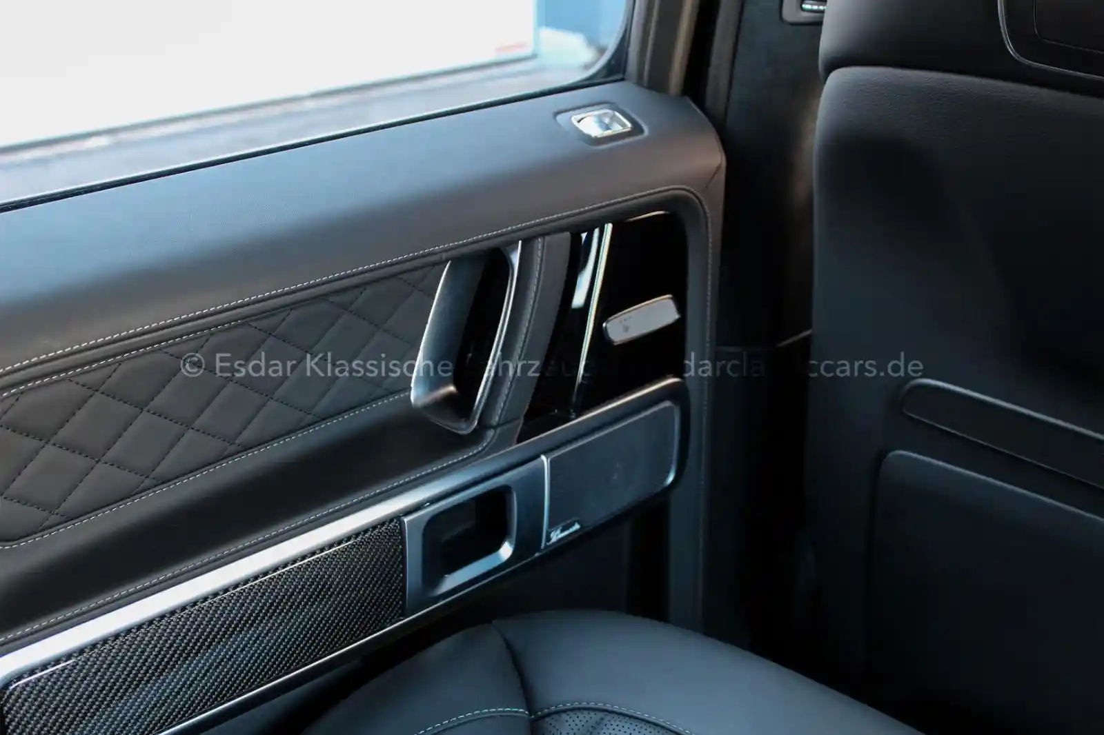 Mercedes-Benz G 500