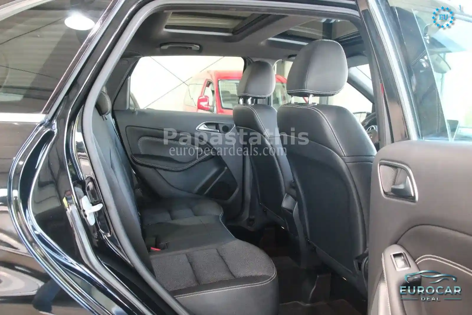 Mercedes-Benz B 180