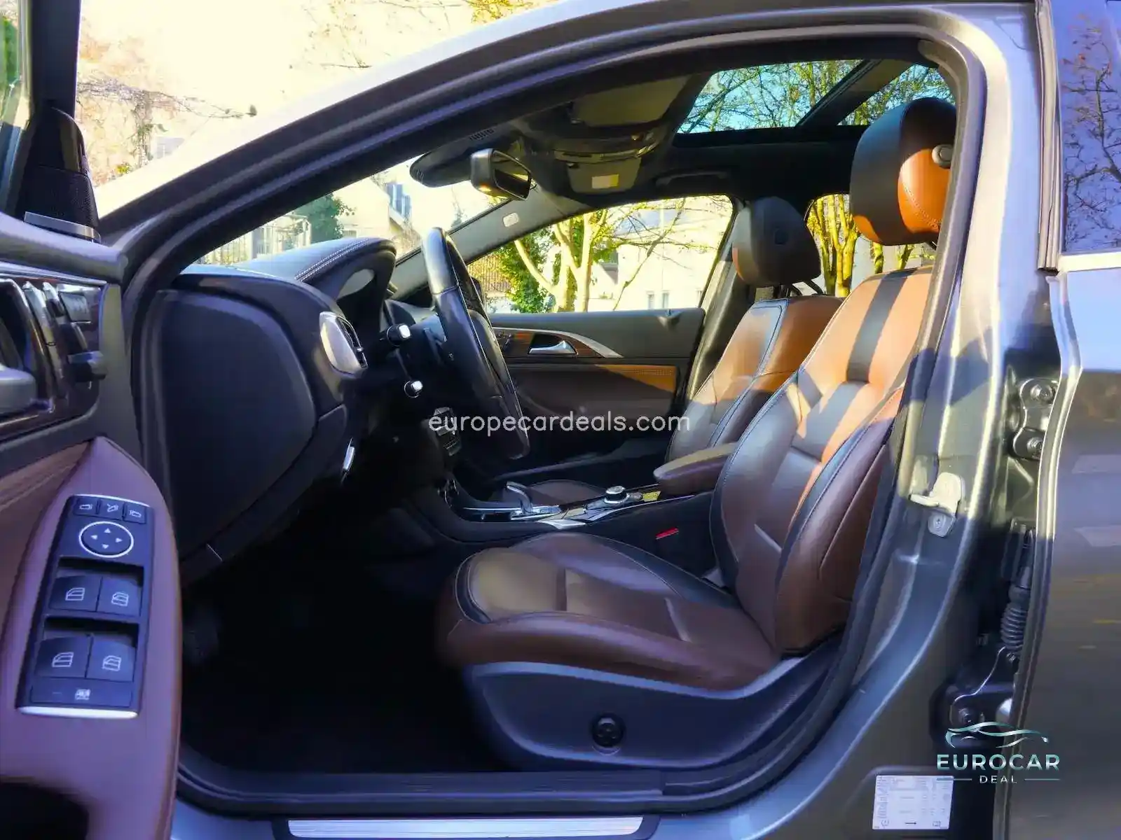 Infiniti QX30