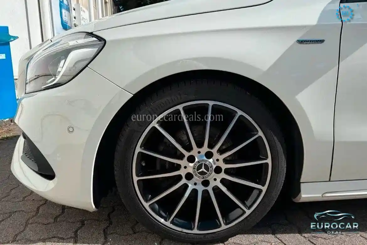 Mercedes-Benz A 180