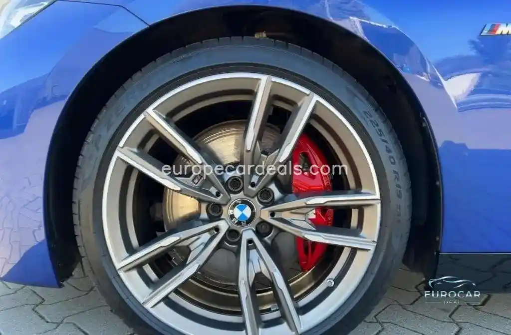 BMW M240i