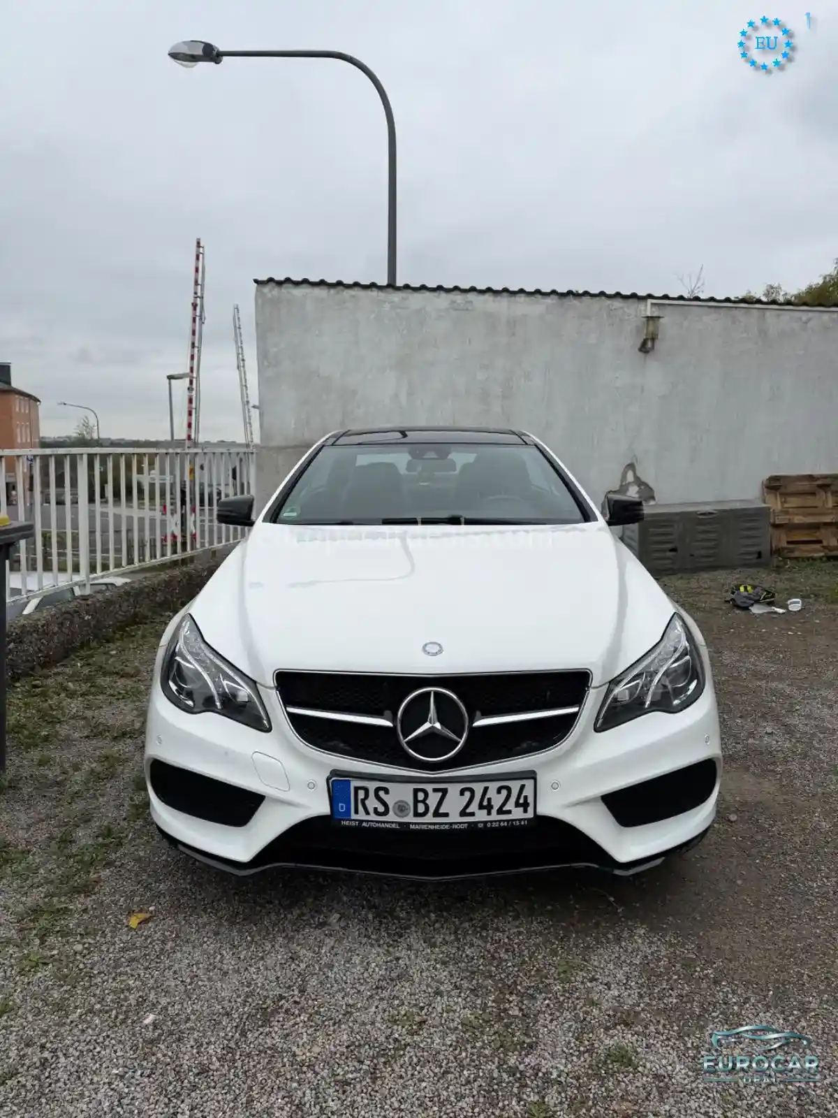 Mercedes-Benz E 200