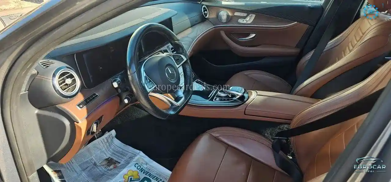 Mercedes-Benz E 200