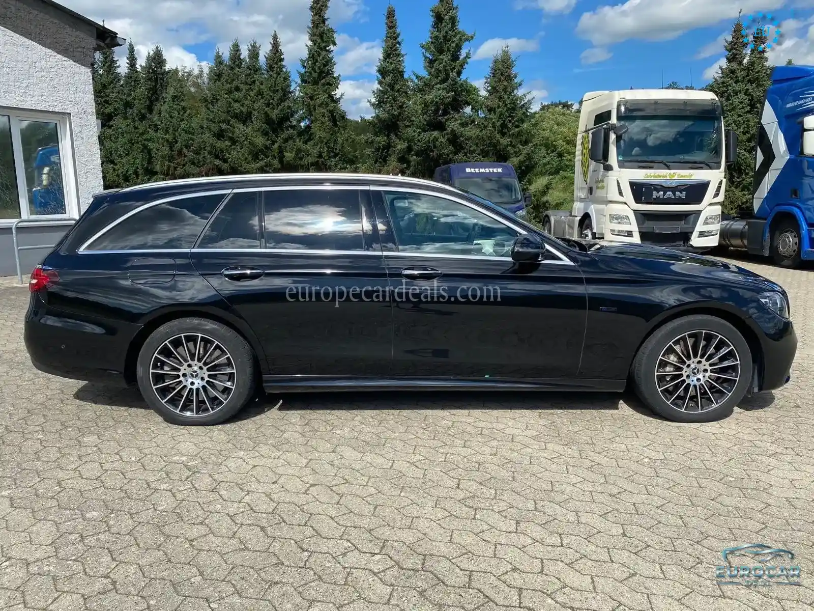 Mercedes-Benz E 300