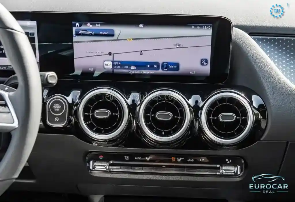 Mercedes-Benz B 180