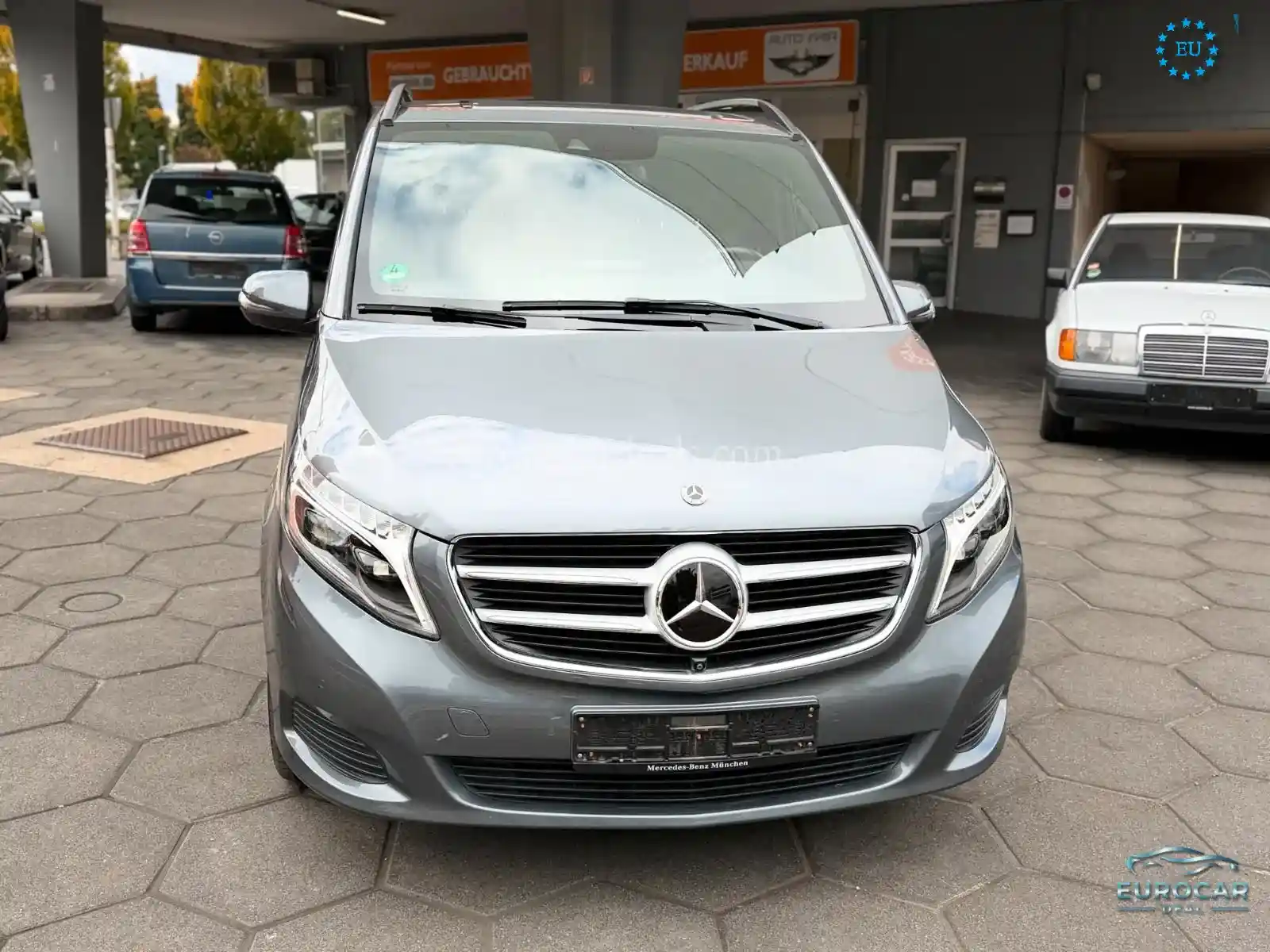 Mercedes-Benz V 250