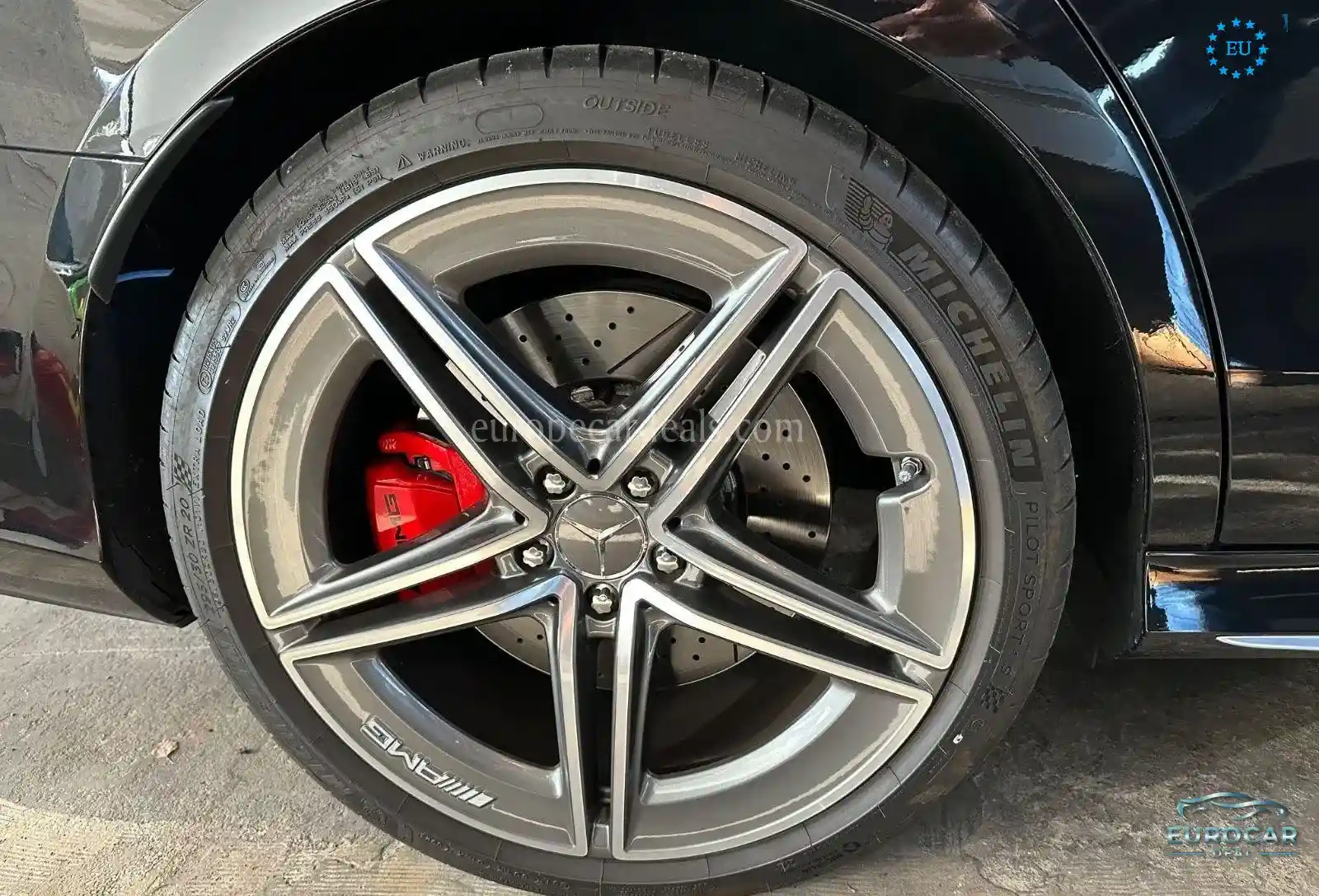 Mercedes-Benz E 63 AMG