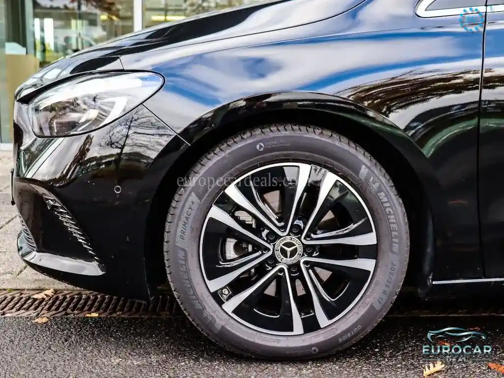 Mercedes-Benz B 200