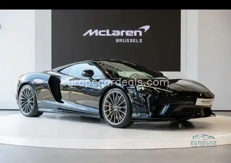 McLaren GT