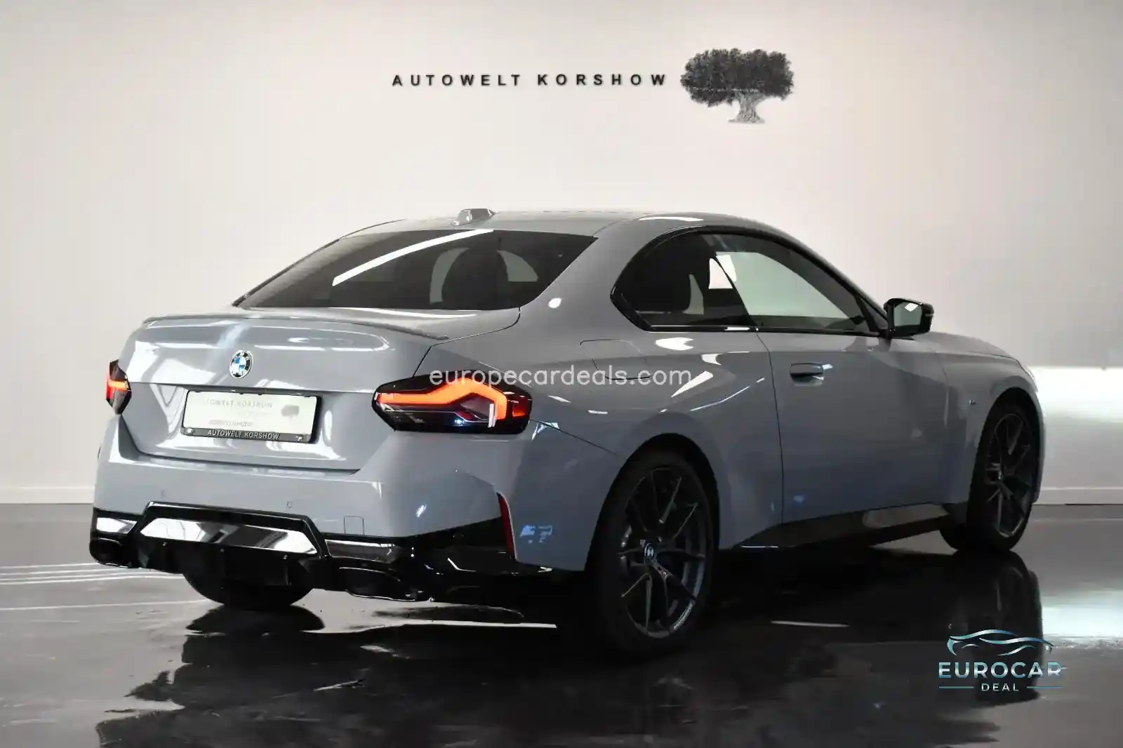 BMW M240i