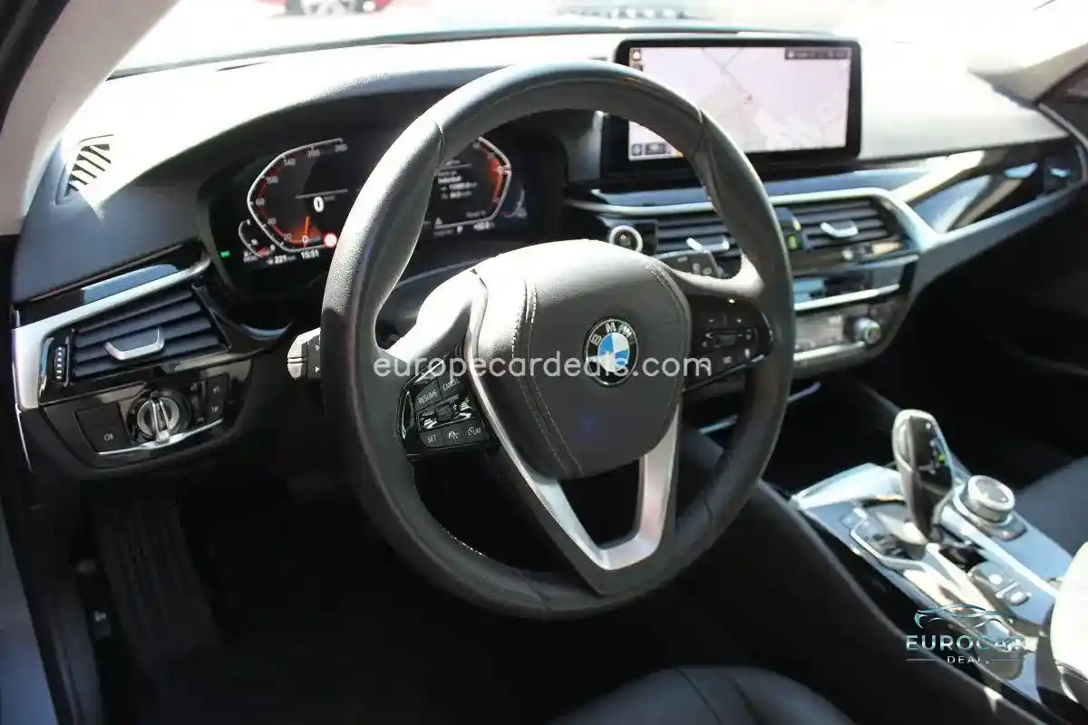 BMW 530