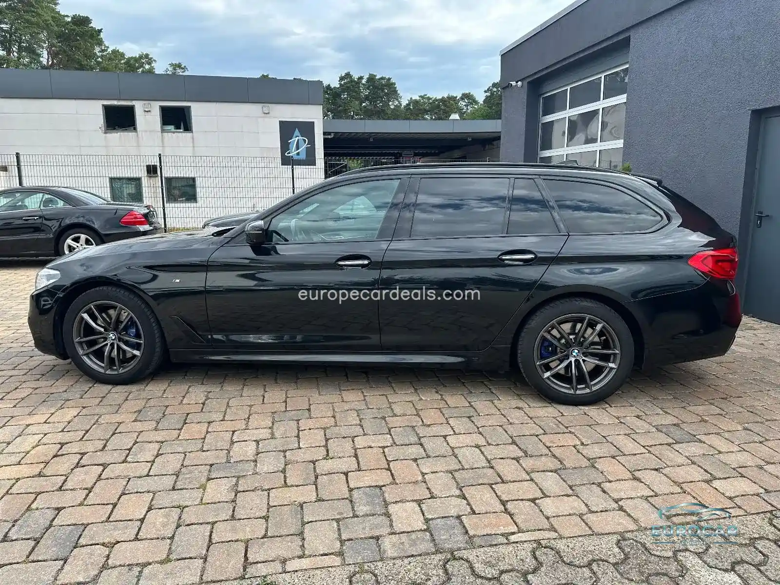 BMW 530