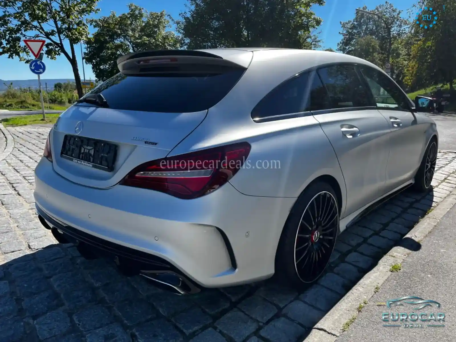 Mercedes-Benz CLA 45 AMG Shooting Brake