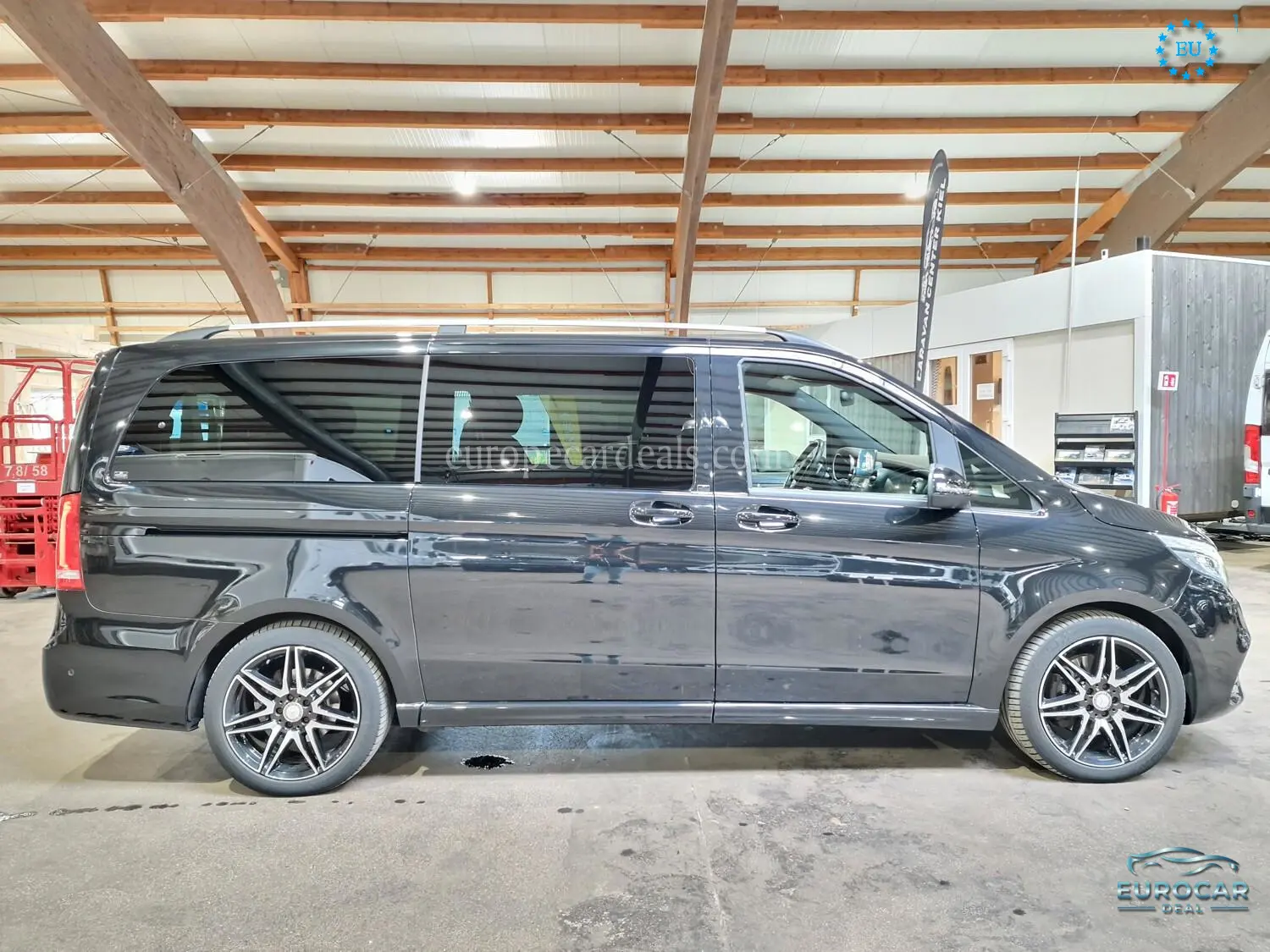 Mercedes-Benz V 220
