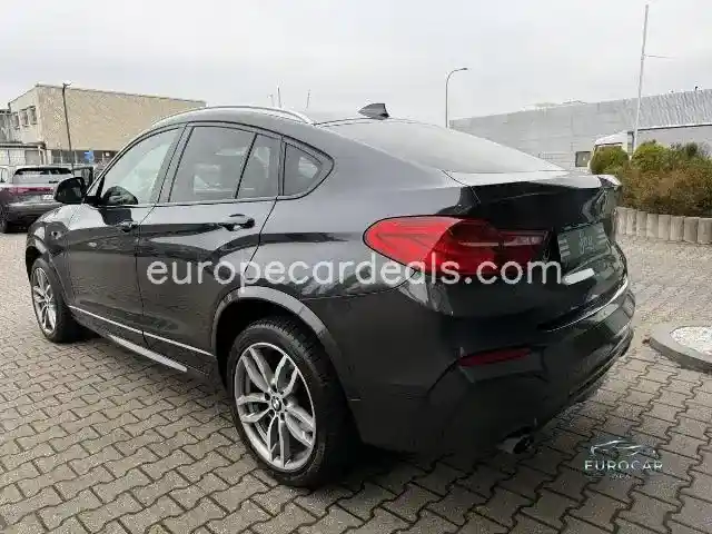 BMW X4 M40