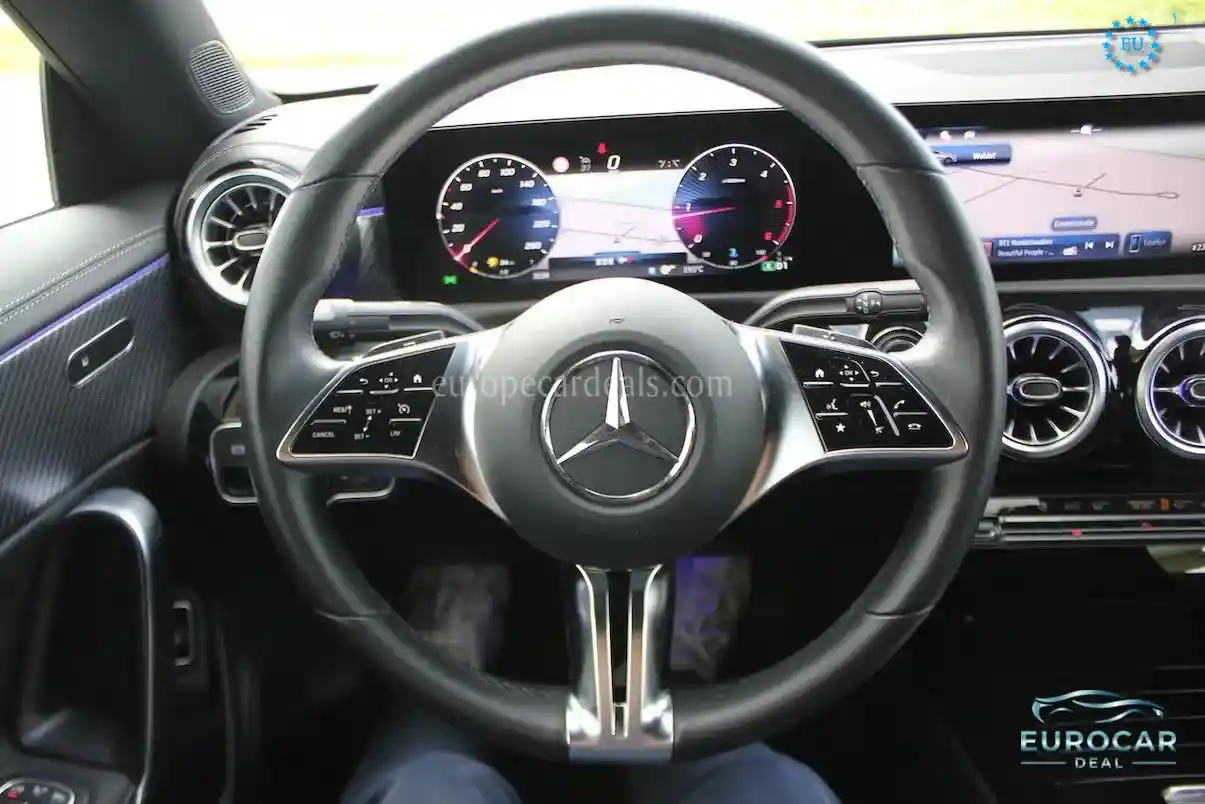 Mercedes-Benz CLA 180