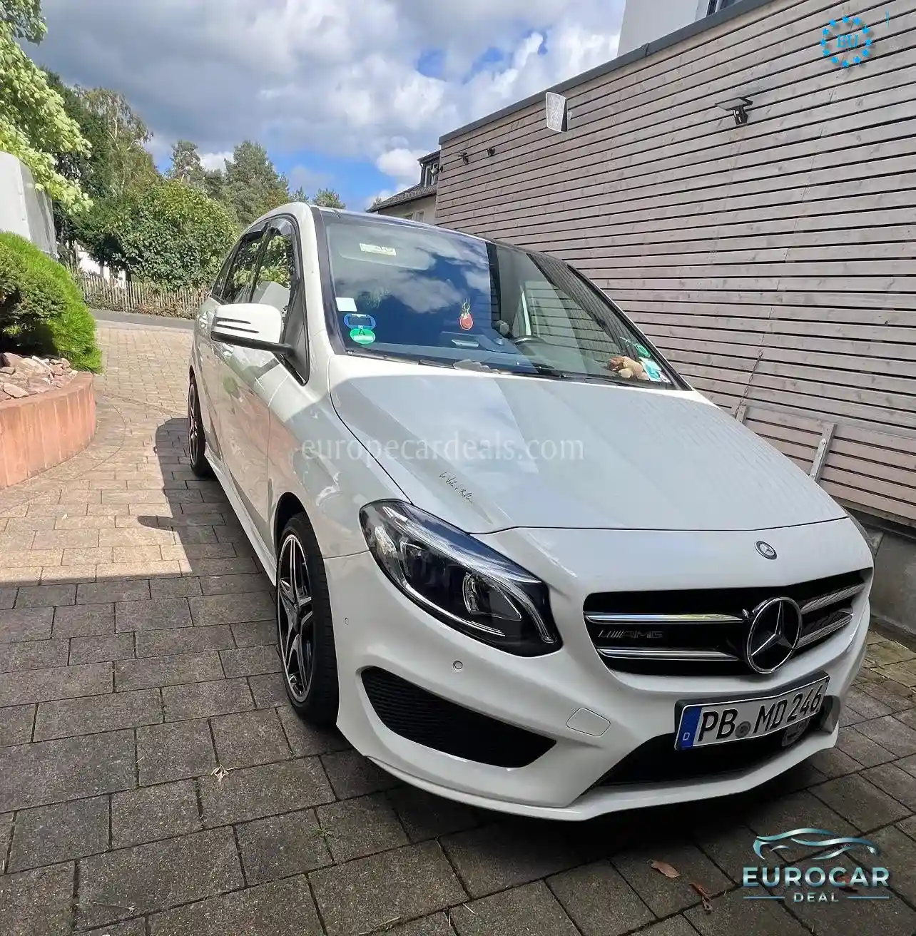 Mercedes-Benz B 200