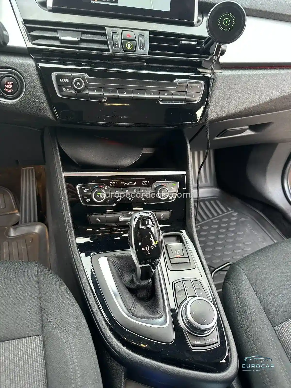 BMW 218