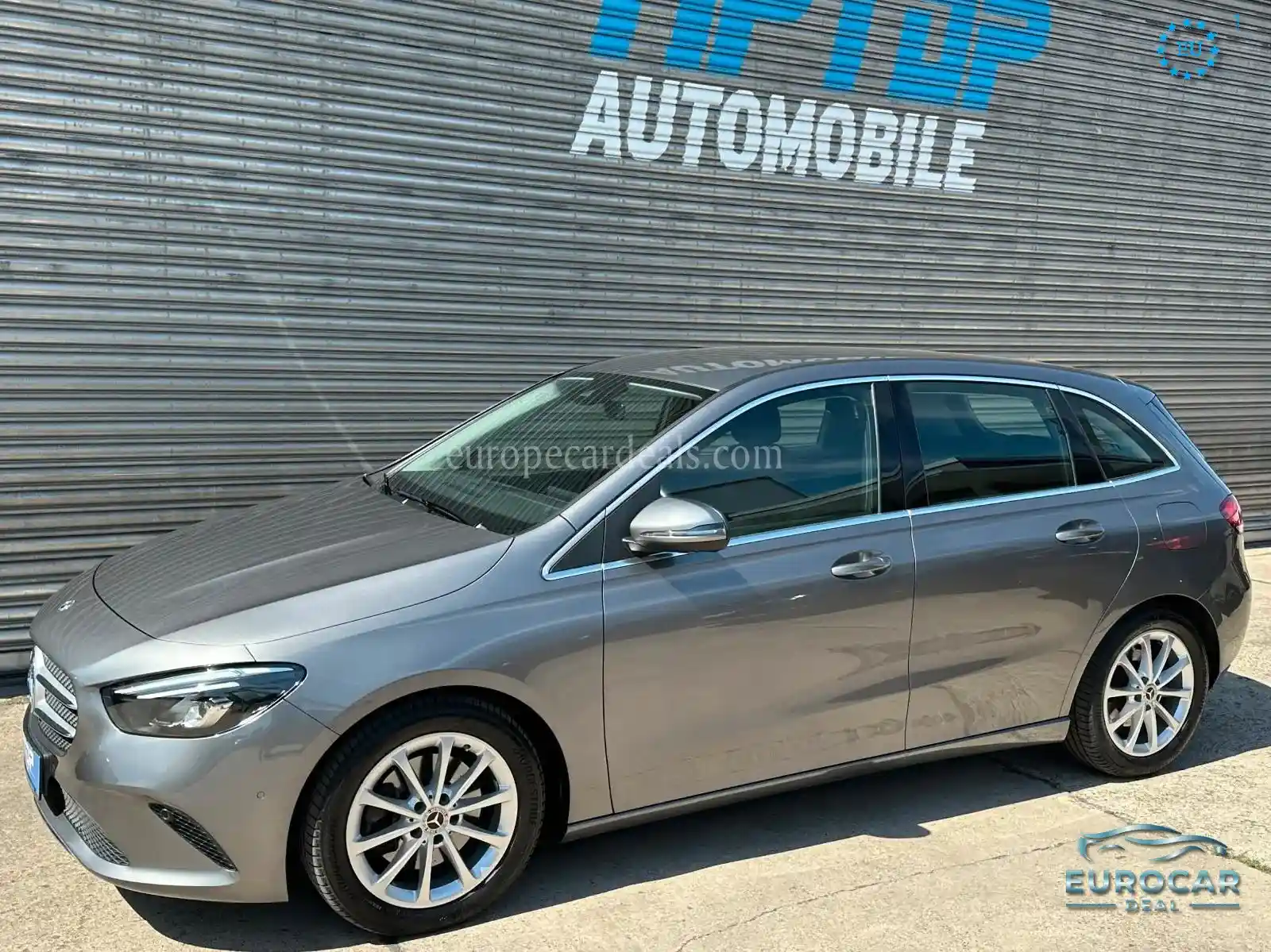 Mercedes-Benz B 220