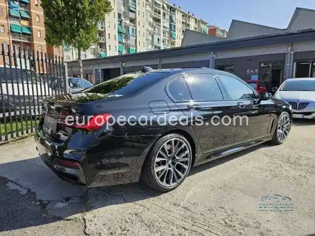 BMW 740
